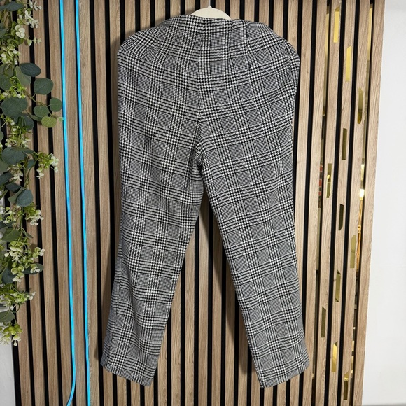 Womens Stradivarius Houndstooth Patterned Pants size USA 4. Size exactly descrip - Picture 7 of 11